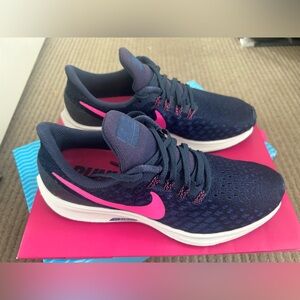 NIKE ZOOM SIZE 8